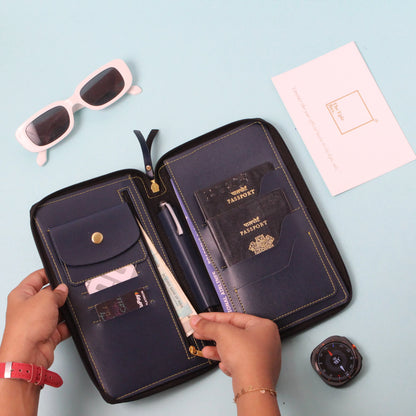 Personalized Classic Texture Zippered Travel Wallet